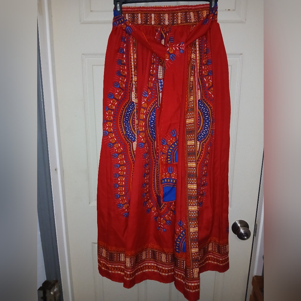 Step In Style Vibrant Red Ethnic Print Skirt Sz Small